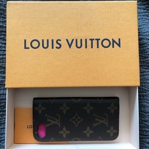 Louis Vuitton monogram iPhone 7 case